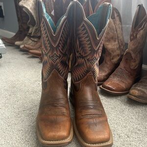 Ariat Women's Brown and Teal Western Boots